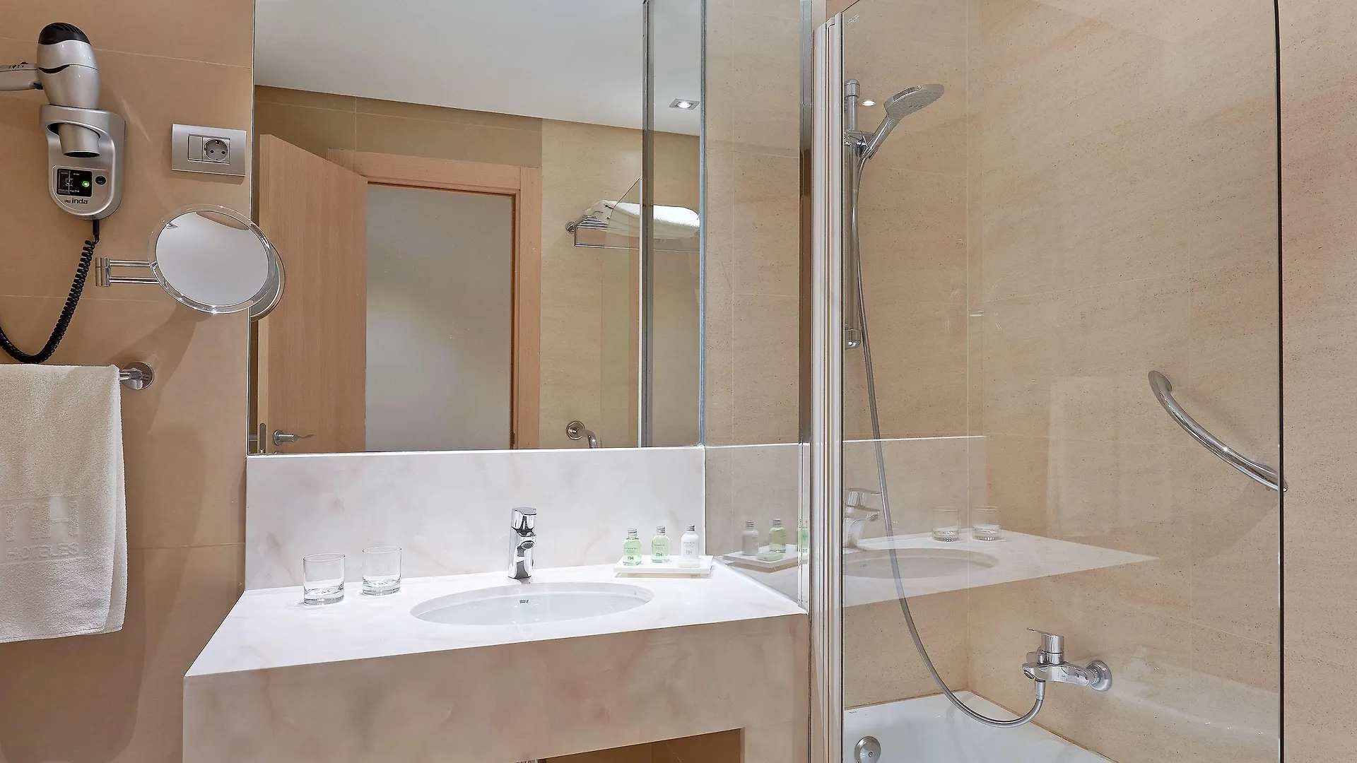 Hotel Nh Bilbao Deusto