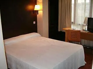 Hotel Nh Bilbao Deusto